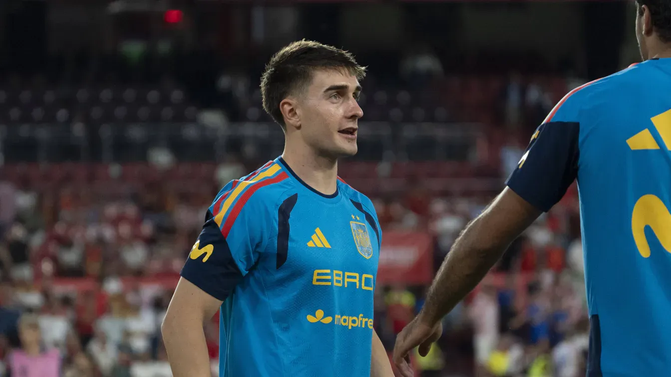 Arsenal i Barcelona obserwują Ivána Fresnedę. Sporting przyspiesza rozmowy