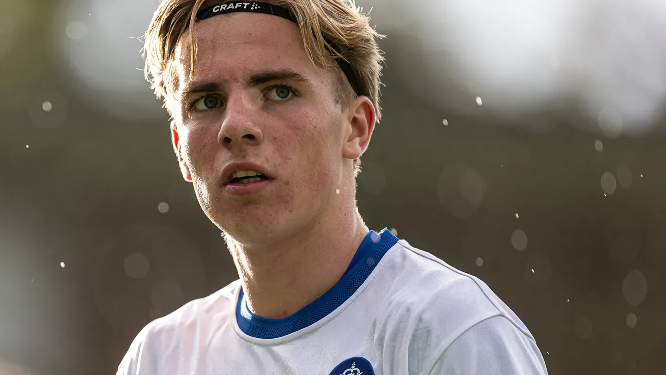 Arsenal i Chelsea obserwują 17-latka. Crystal Palace też chce Olivera Manssona