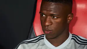 Arsenal nadal obserwuje Viniciusa. Real Madryt rozważa sprzedaż