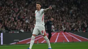 Arsenal otwiera drzwi do odejścia obrońcy. Everton czeka na zielone światło