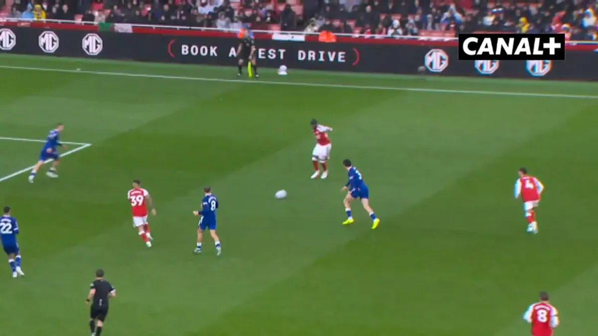 Arsenal pewnie zmierza po kolejne trzy punkty! Gabriel podwyższa na 2:0