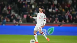 Arsenal pozbywa się pomocnika po roku. Zaskakujący kierunek i niska kwota transferu