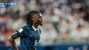 AS Roma stawia twarde warunki. Chelsea nie sprowadzi wymarzonego pomocnika?
