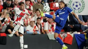 Awantura w półfinale europejskiego pucharu. Sędzia nie panował nad emocjami, padł tylko jeden gol