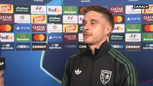 Aż trzech Polaków zobaczymy w dzisiejszej rywalizacji Slavii Praga z Lens! Z jednym z nich, Michałem