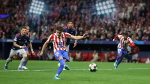 Barcelona chce zastąpić Lewandowskiego wielką gwiazdą. Atletico Madryt stawia twarde warunki