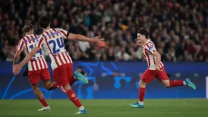 Barcelona chce zastąpić Lewandowskiego wielką gwiazdą. Na drodze stanął potężny rywal i 100 mln euro