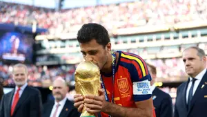 Barcelona idzie na całość. Trzecia oferta za gwiazdora Manchesteru City już gotowa