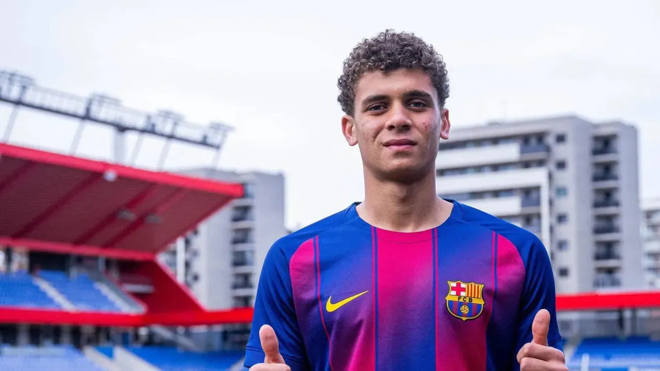 Barcelona podjęła kluczową decyzję. Katalończycy wykupili egipski talent