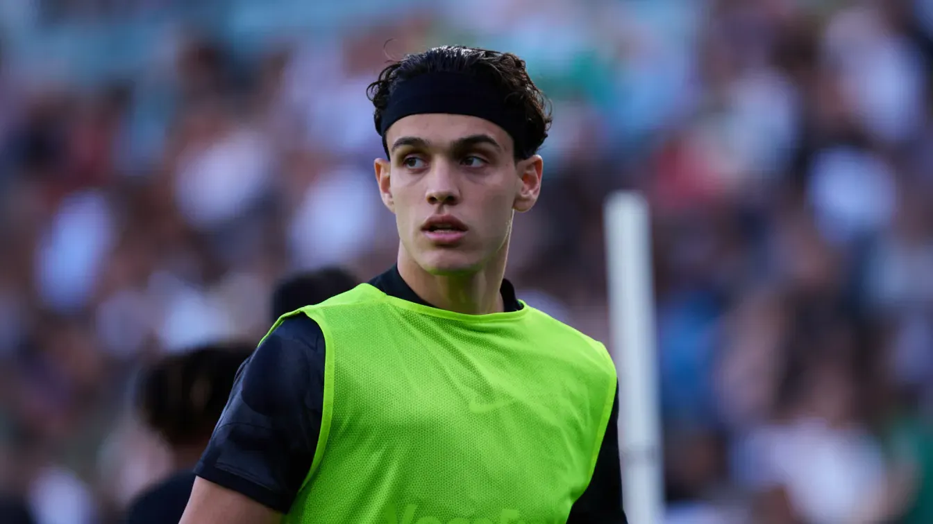 Barcelona podjęła ostateczną decyzję. Wielki talent wypchnięty z klubu, rusza walka gigantów