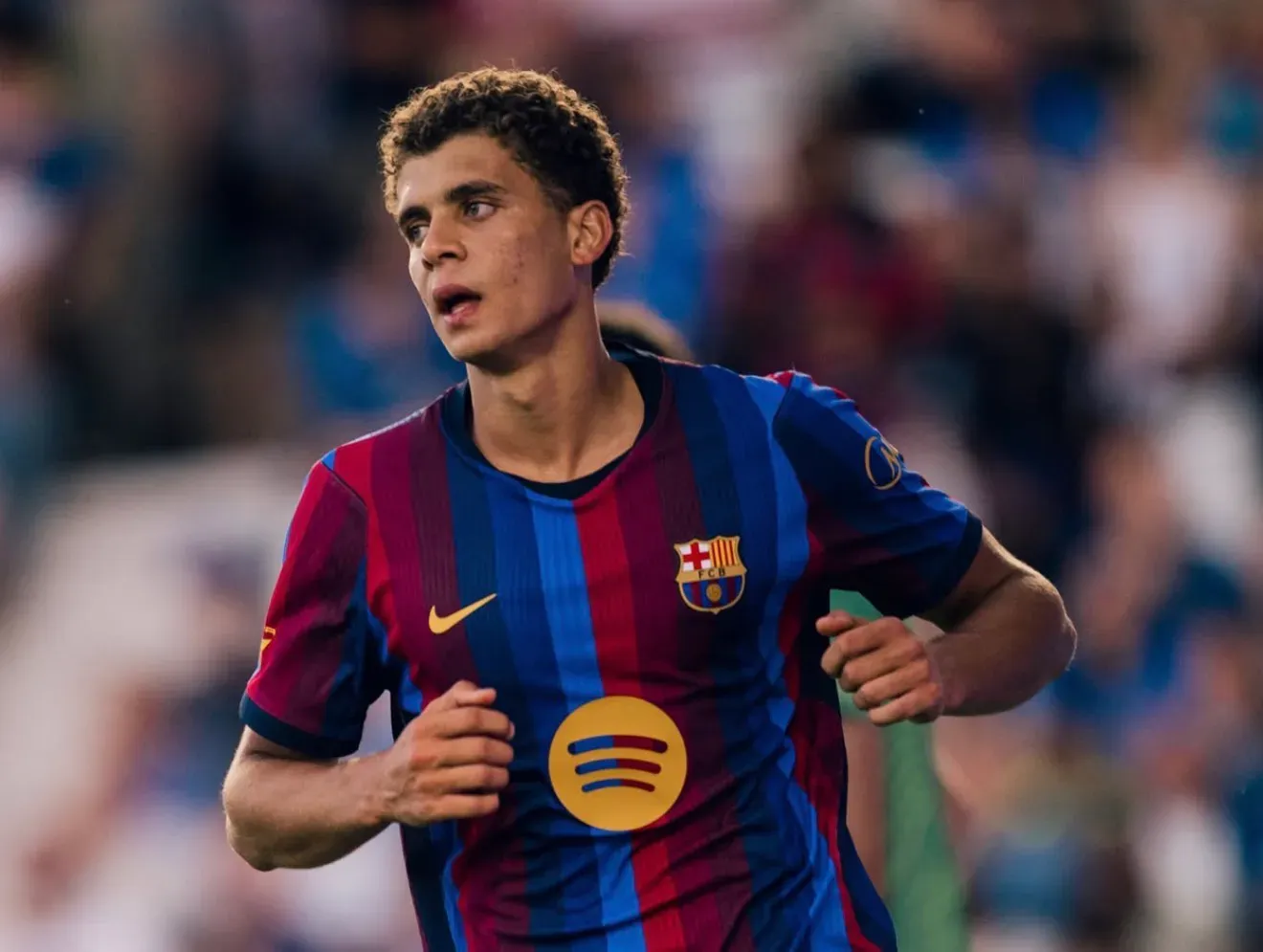 Barcelona reaguje na zainteresowanie talentem. Chce usunąć kluczowy zapis w kontrakcie
