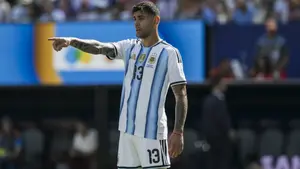 Barcelona rezygnuje z wielkiego transferu. Droga do porozumienia stoi otworem dla rywala
