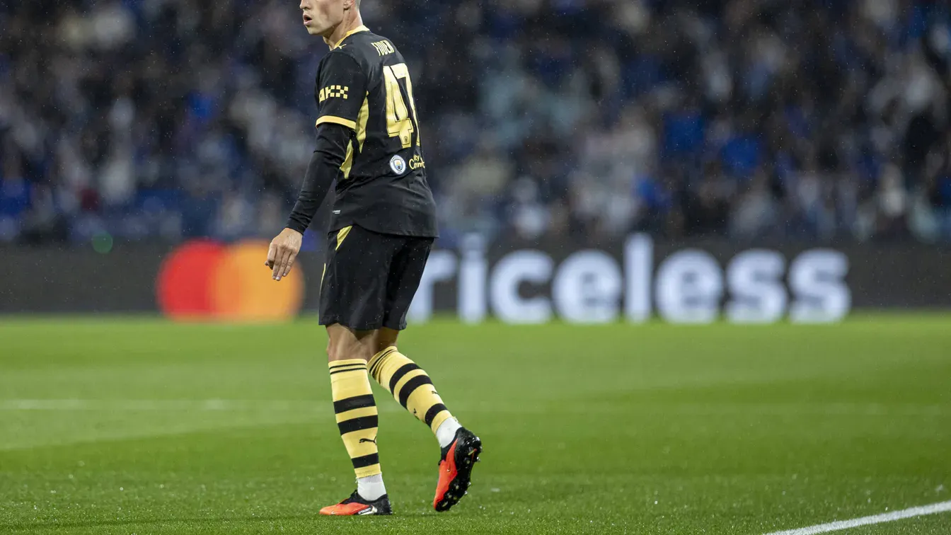 Bayern Monachium obserwuje Fodena. Transfer zależy od kary dla Manchesteru City