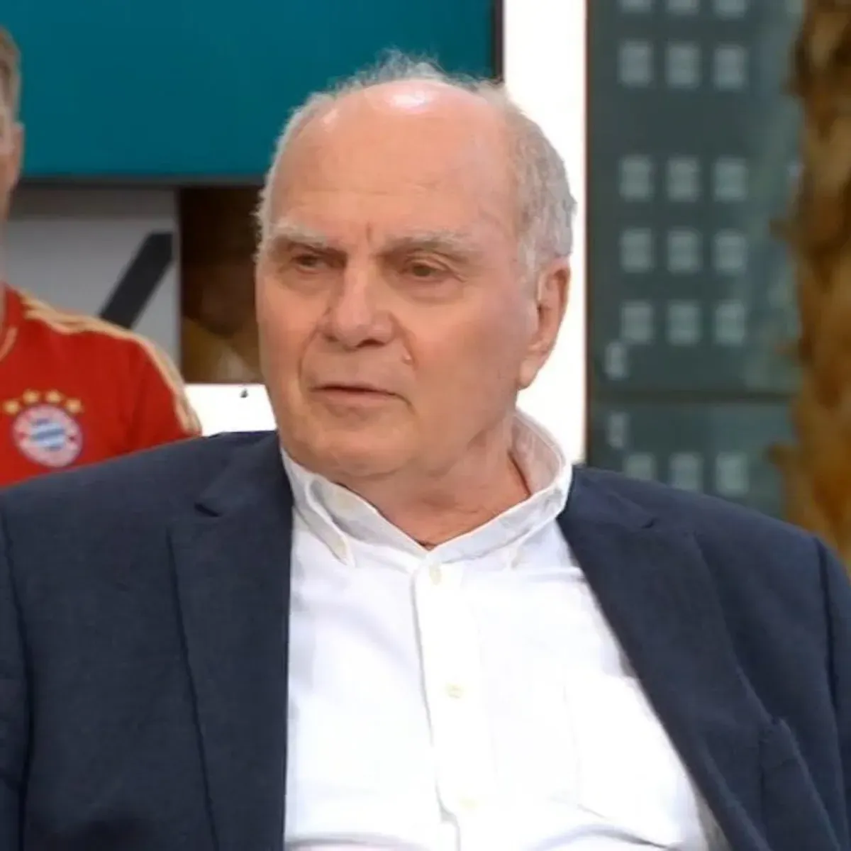 Bayern Monachium podjął kluczową decyzję. Uli Hoeness mówi o niesamowitym dowodzie zaufania
