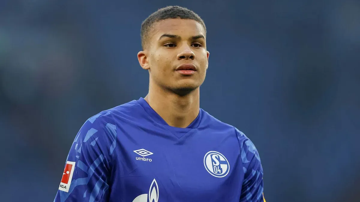 Bayern rzuca wyzwanie Manchesterowi United. Malick Thiaw wyceniony na 35 milionów funtów