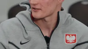 Błędy w meczu? Zwłaszcza dla obrońcy to temat, z którym trzeba umieć sobie radzić! Jaki sposób na to ma Kacper Potulski?