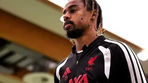 Bradley Barcola ujawnił powody transferu do Liverpoolu i szczegóły rozmów z Andonim Iraolą