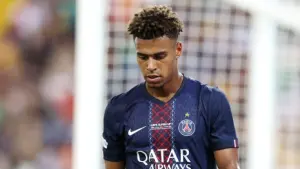 Bramkarz Le Havre zatrzymał PSG. Wiedział dokładnie, co zrobi Désiré Doué