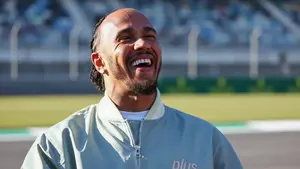 Bunt gwiazd przed GP Wielkiej Brytanii. Hamilton i Verstappen mówią „nie” nowemu pomysłowi F1