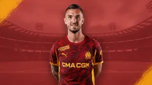Bunt w Marsylii. Bramkarz ma dość siedzenia na ławce i wymusza transfer do byłego klubu