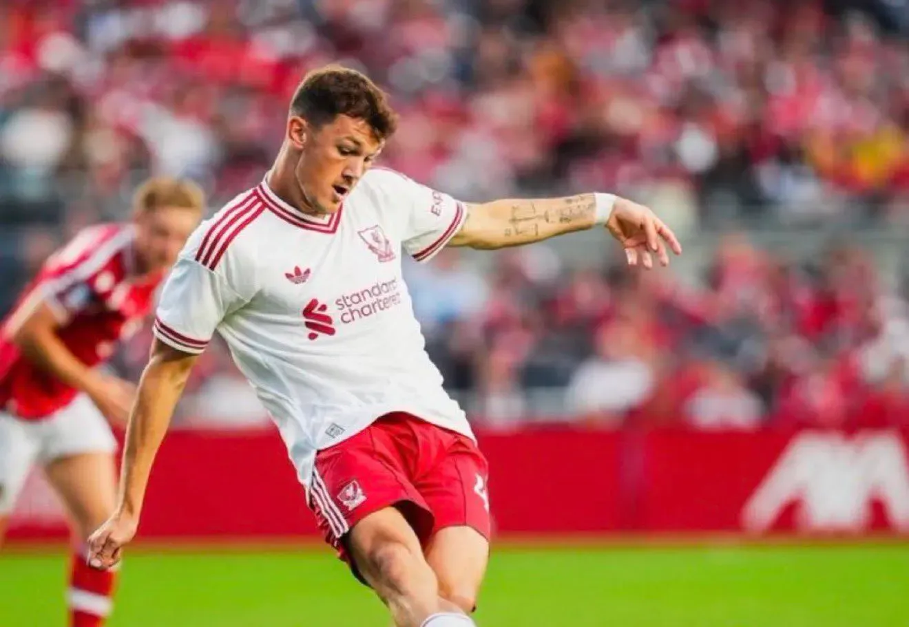 Calvin Ramsay opuszcza Liverpool. Obrońca przenosi się do ligi szkockiej