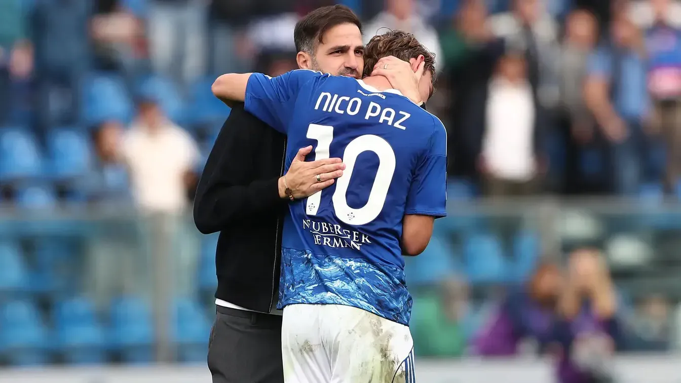 Cesc Fabregas ucina spekulacje transferowe. Nico Paz ma tylko dwie drogi