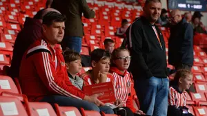 Chcą go wyciągnąć z ligowego rywala. Sunderland stawia zaporowe warunki za napastnika