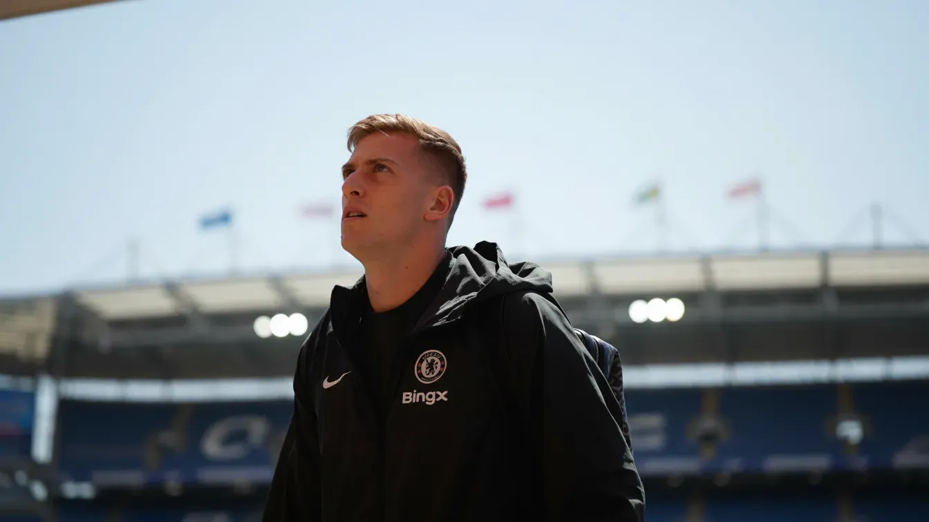 Chelsea pozbywa się napastnika za miliony. Everton wygrywa wyścig o wielki talent