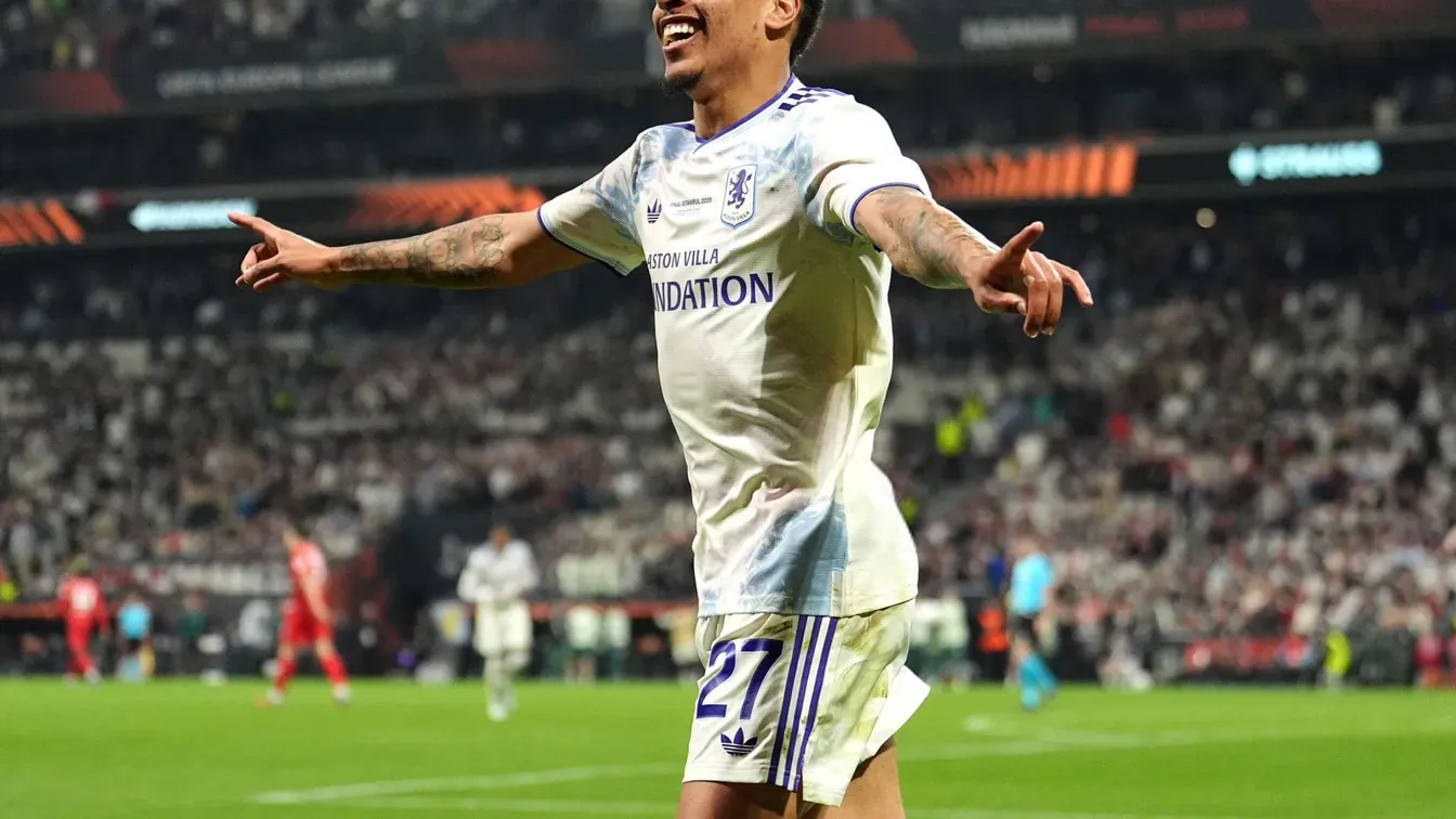 Chelsea rozbija bank i kradnie cel transferowy Arsenalu. Rekordowa kwota za Morgana Rogersa