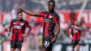 Christian Kofane na celowniku trzech potęg z Premier League. Walka z czasem o podpis