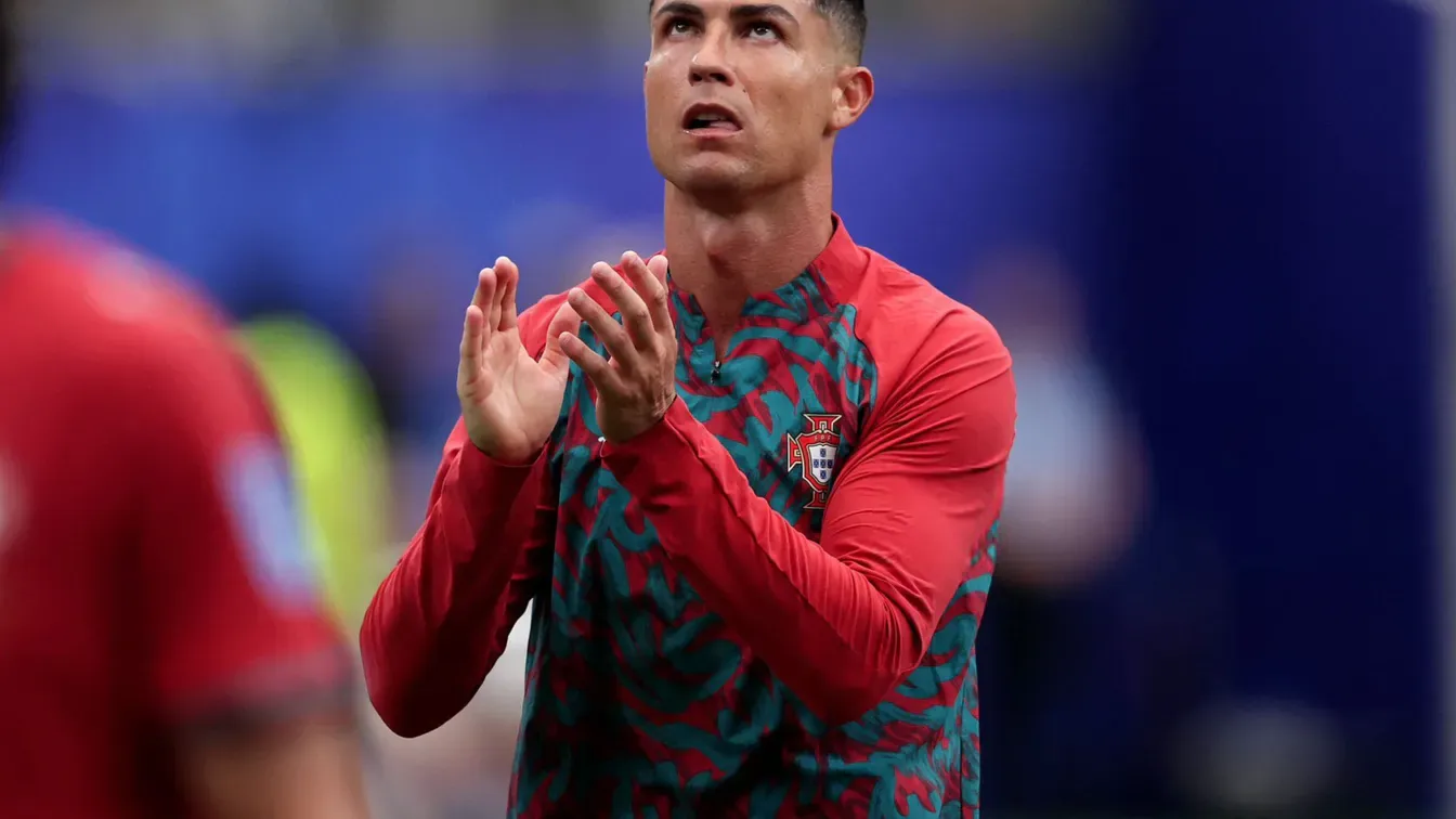 Cristiano Ronaldo przerywa milczenie. Mówi o mrocznym tygodniu i końcu kariery