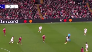 Cudowny gol mohameda salaha! Zrehabilitował się piłkarz Liverpoolu za niewykorzystany rzut karny w pierwszej połowie! Og
