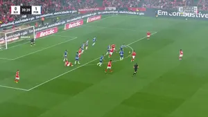 Cudowny pietuszewski! Wielki Oskar! Polak zatańczył w polu karnym Benfiki. Otamendi położony w kapitalnym stylu. CO. ZA.