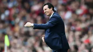 Cztery kluby Premier League w walce o 15-latka. Aston Villa i West Ham chcą ubiec konkurencję