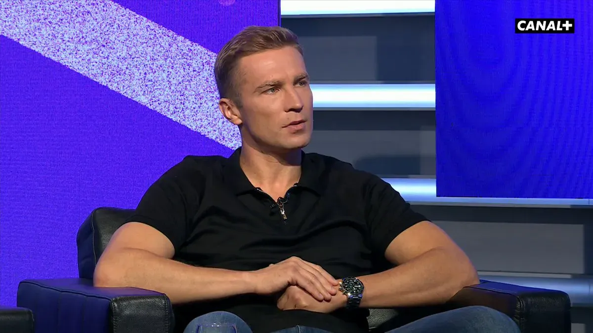 Czy jest coś, czego Pablo Rodriguez nie dałby rady zrobić w formie z tego weekendu? Oglądaj Football Office w