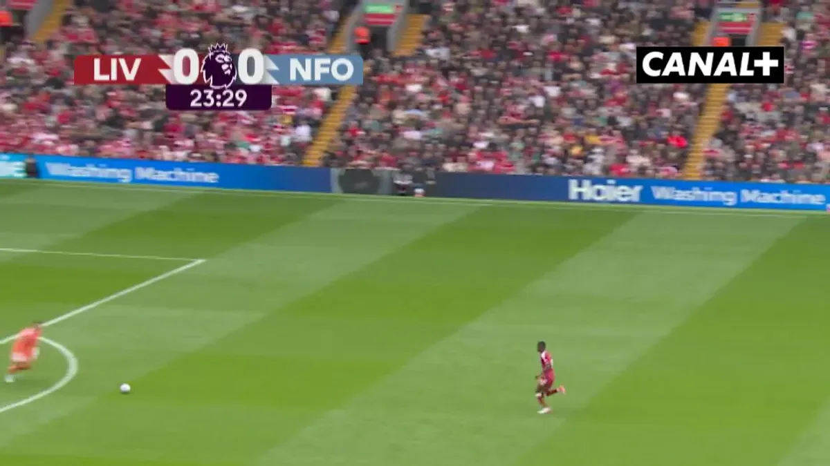 Dan Ndoye z pierwszym golem w tym sezonie na Anfield! Jak odpowiedzą gospodarze? Oglądaj w CANAL+: