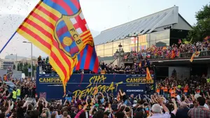 Deco poleciał do Londynu. Barcelona planuje gigantyczny nalot na gwiazdy Premier League