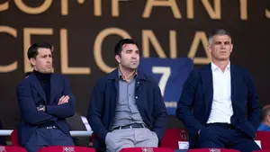 Deco wytypował piłkarzy do odejścia. Barcelona chce fortuny, ale gwiazdor mówi stanowcze nie