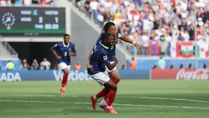 Dembélé o relacji z Mbappém: „Nie ma problemu”