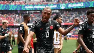 Derek Cornelius trafi do LaLiga? Rayo Vallecano negocjuje z Olympique Marsylia