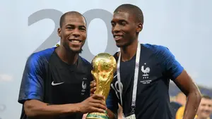 Djibril Sidibé wraca do gry. Mistrz świata podpisał kontrakt z beniaminkiem Ligue 1