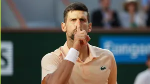 Djokovic nie wytrzymał na konferencji. Ostro skontrował dziennikarza po meczu w Paryżu