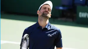 Djokovic podjął ryzykowną decyzję. Legenda ostrzega: To może go kosztować tytuł