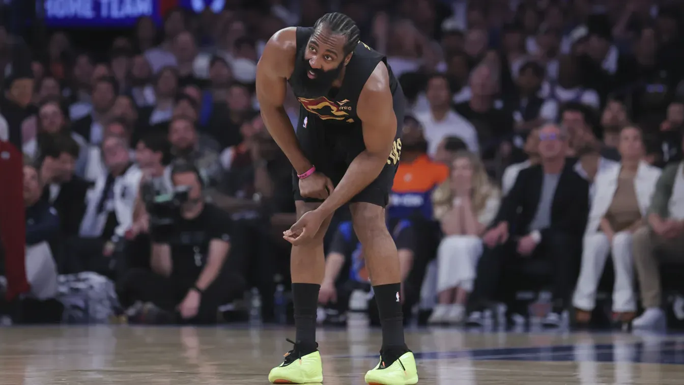 Dlaczego James Harden wciąż nie podpisał kontraktu? Cleveland Cavaliers mają ukryty plan