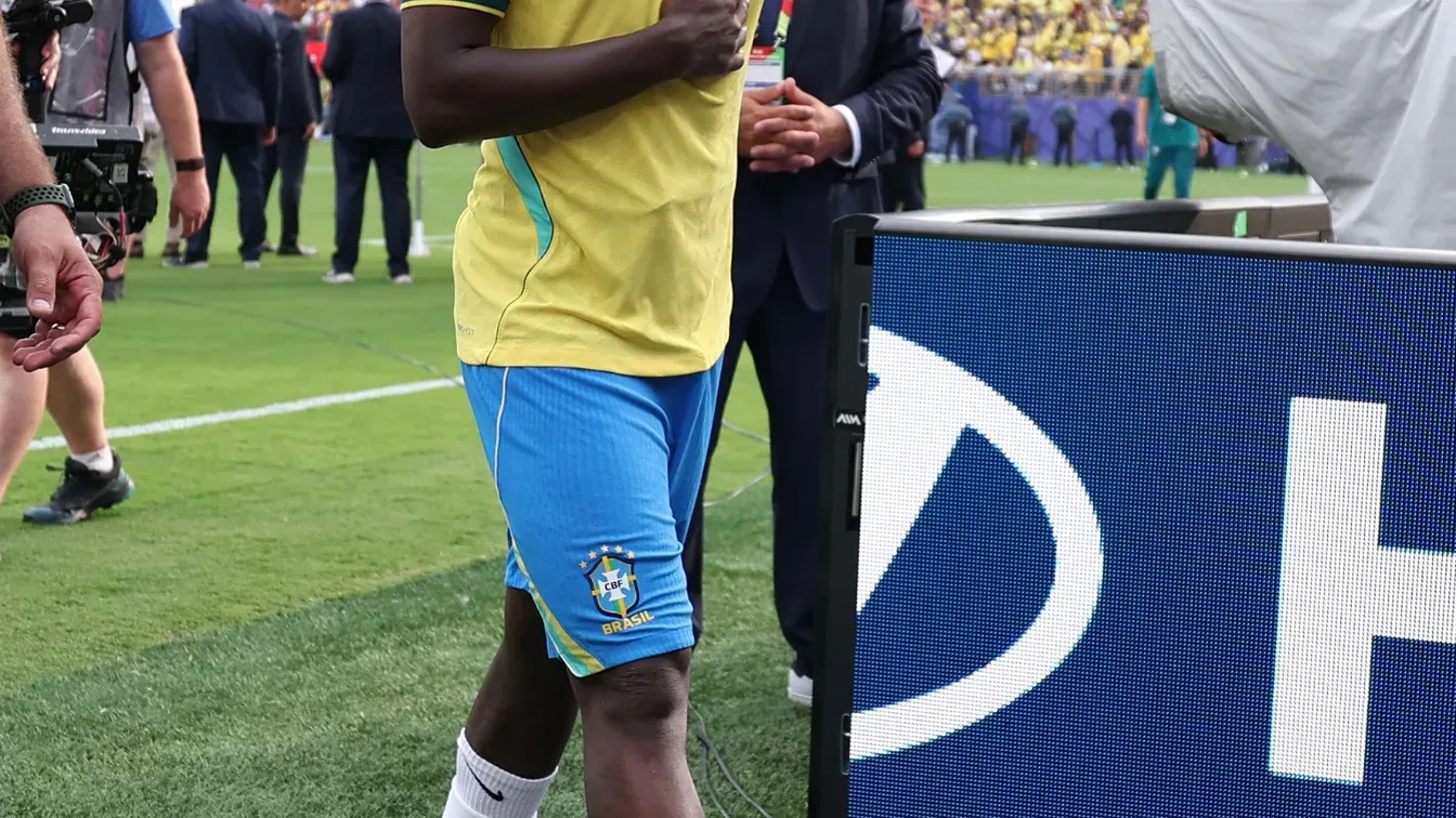 Dlaczego Vinicius Jr nie strzelał karnego? Gwiazdor przerywa milczenie po meczu z Norwegią