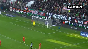 Długo czekaliśmy na gola w Lubinie, ale jest! Hussein Ali daje prowadzenie Pogoni! Oglądaj w CANAL+: