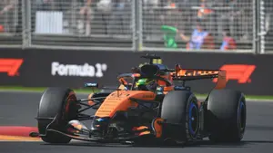 Dramat faworytów w Melbourne. Verstappen traci części, a gigant F1 kompletnie tonie