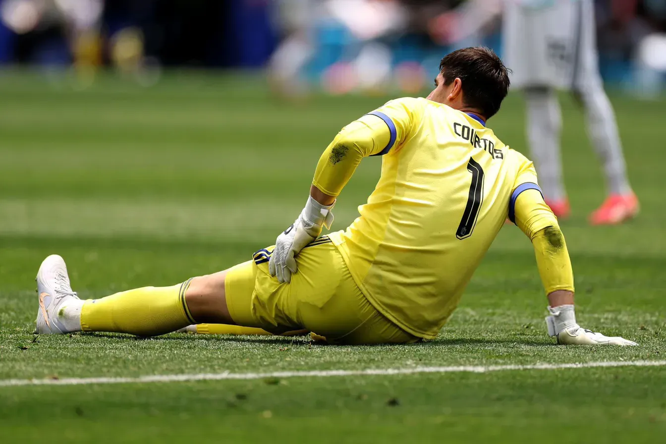 Dramat gwiazdora w ćwierćfinale mistrzostw świata. Courtois opuścił boisko we łzach