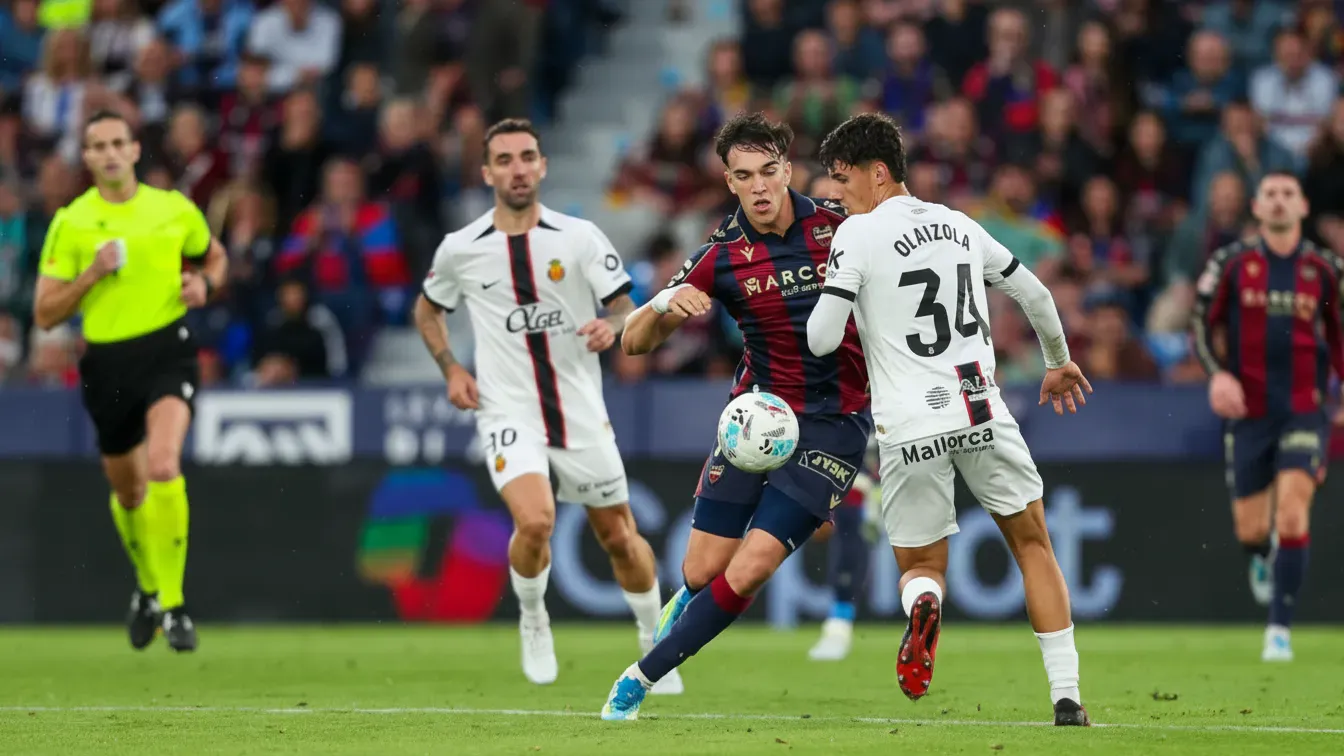 Dramat w La Liga. Gwiazdy na krawędzi, a w tle walka o życie i wielkie pieniądze