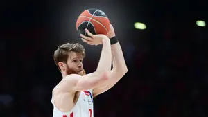 Dubai oferuje 9 milionów dolarów. Thomas Walkup nie stawił się na badania i wywołał skandal